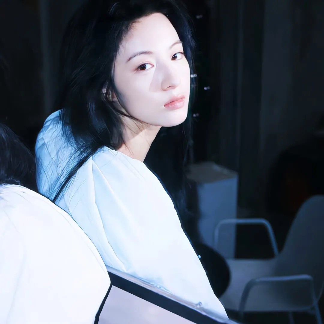 花圃里的蝴蝶